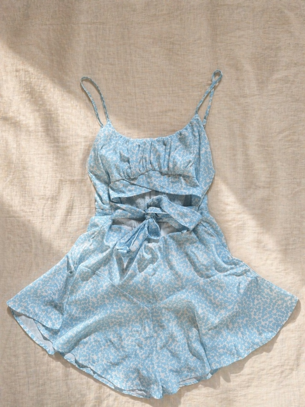 Princess Polly Light Blue Floral Tie-Waist Romper size 8